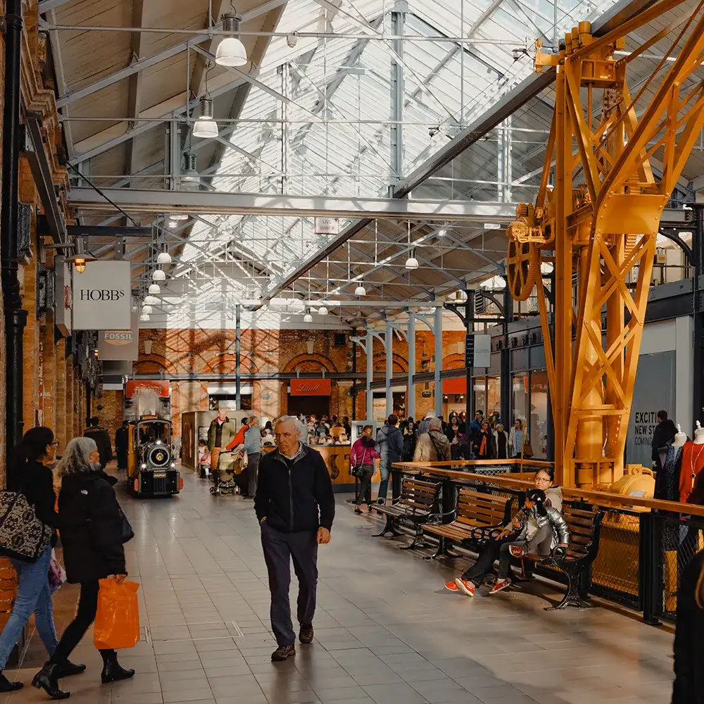 web design swindon Outlet mall shopping centre, mushy media design studio UK